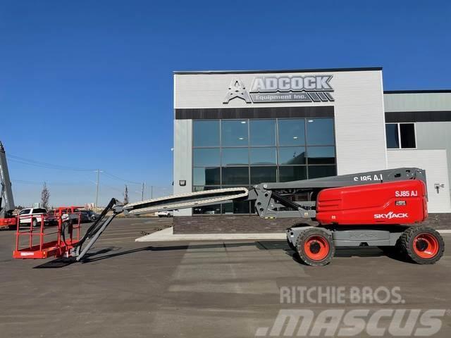 SkyJack SJ85 AJ Articulating Boom Lift Zglobne dvižne ploščadi