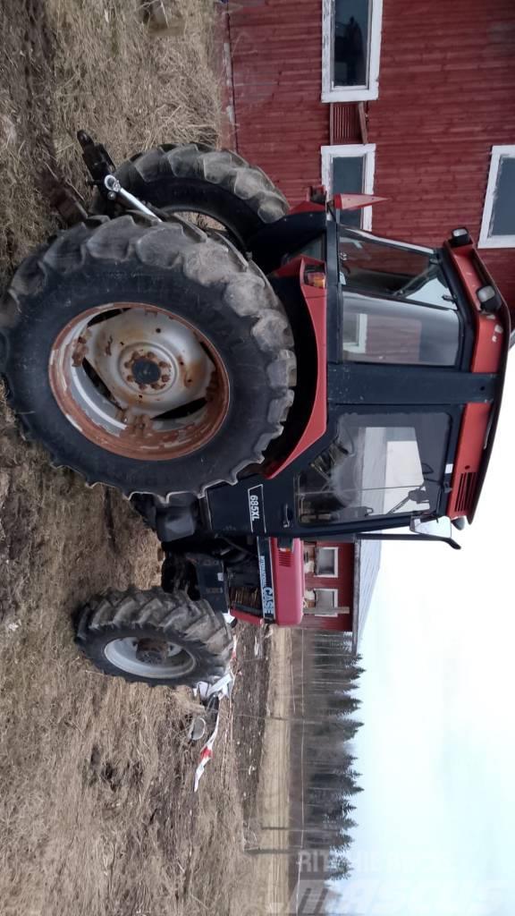 Case IH 685 XL Traktorji