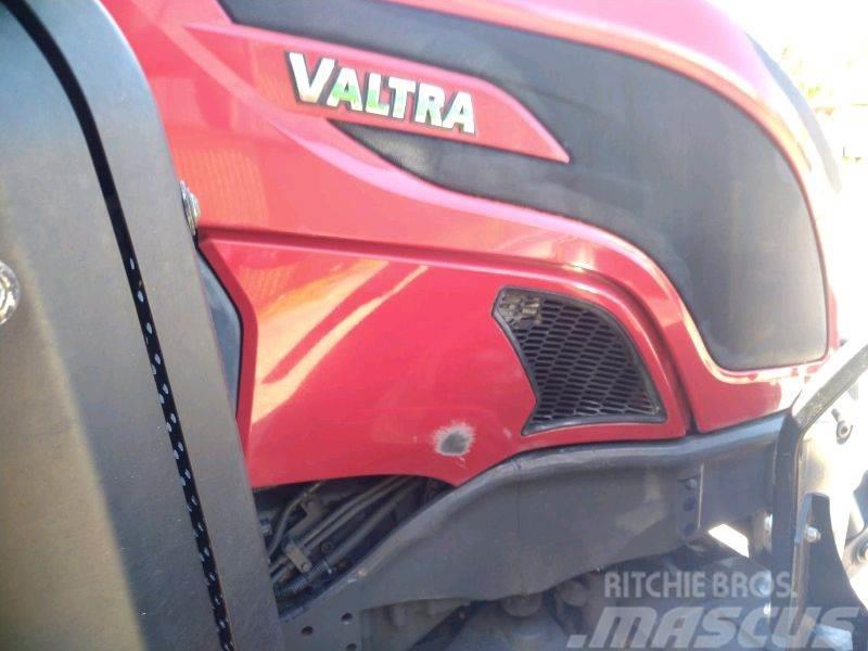 Valtra N134 HiTec Unlimited Traktorji