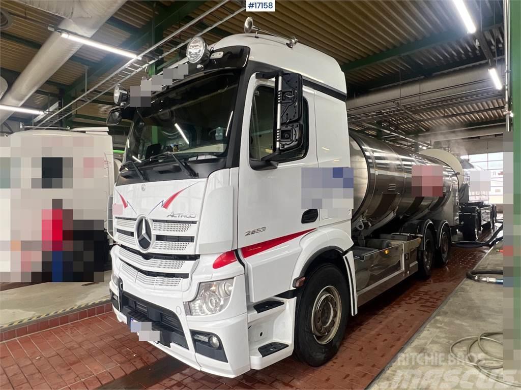 Mercedes-Benz Actros 2553 6x2 Chassis. WATCH VIDEO Tovornjaki-šasije