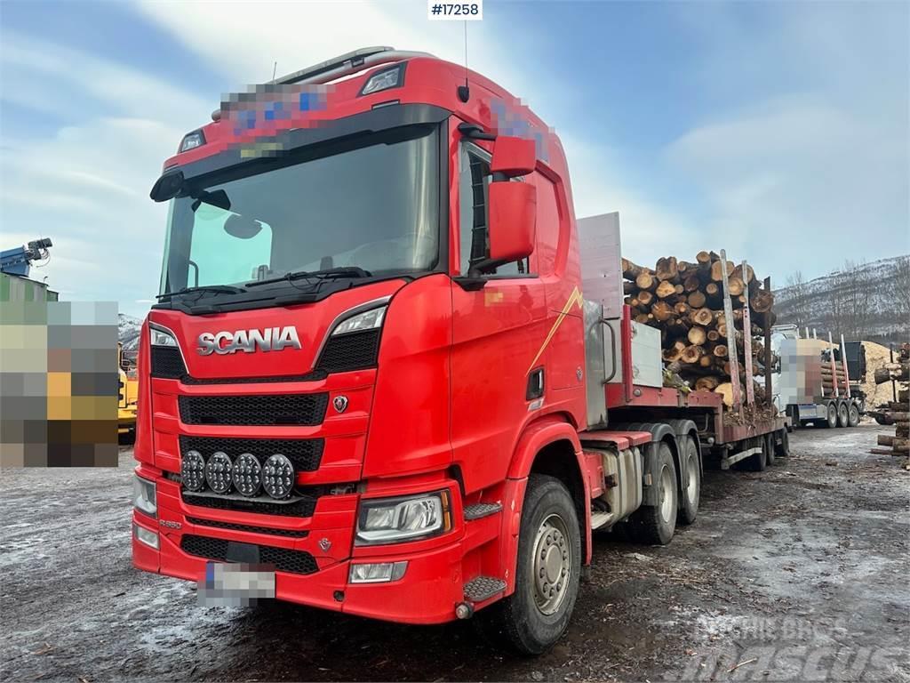 Scania R650 6x4 Tractor w/ Istrail Trailer. WATCH VIDEO Vlačilci
