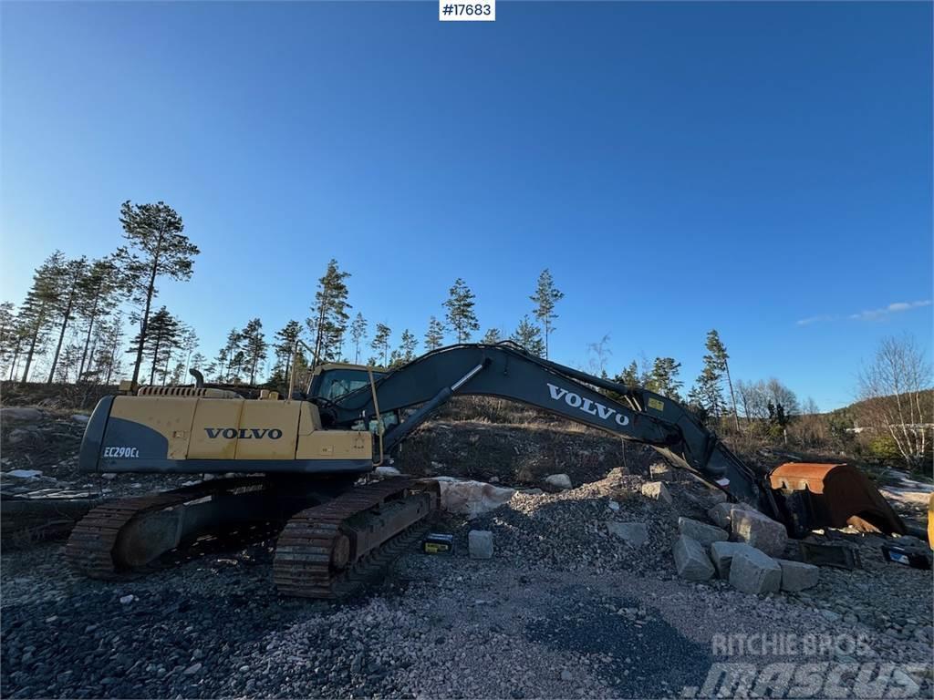 Volvo EC290CL Tracked excavator w/ digging bucket and ch Bagri goseničarji