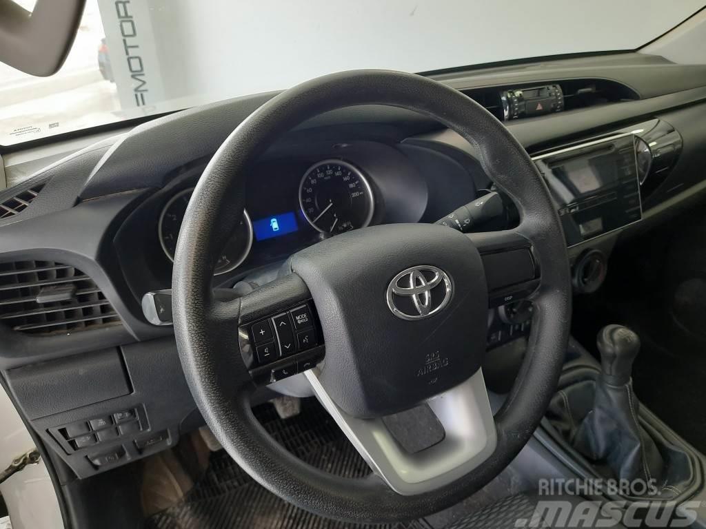 Toyota Hilux Cabina Doble GX Plus Dostavna vozila / kombiji