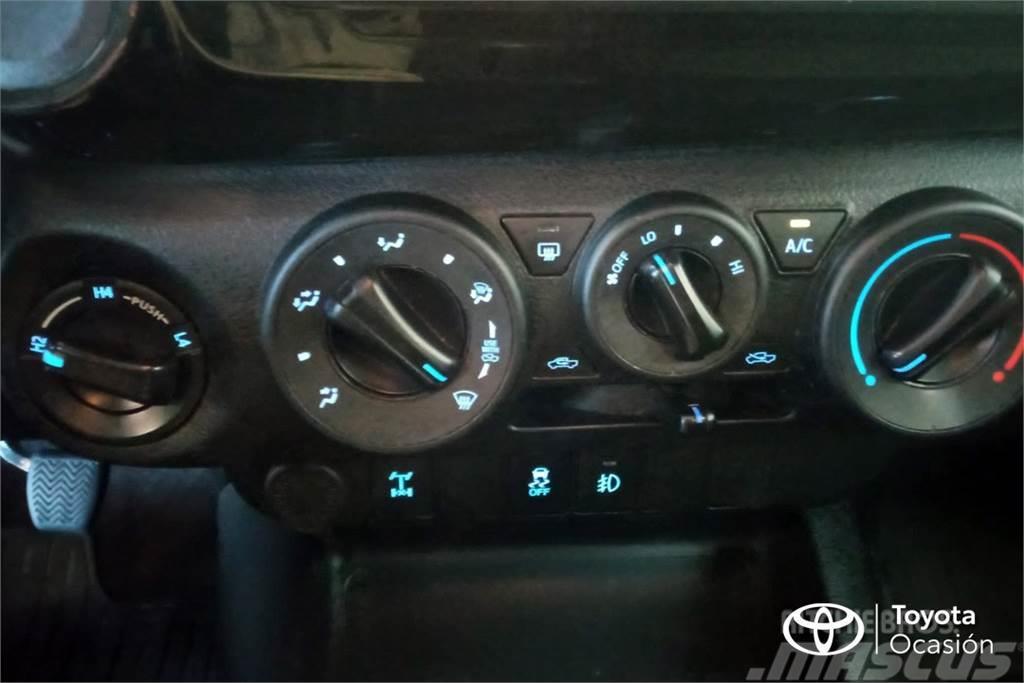 Toyota Hilux GX DOBLE CABINA Dostavna vozila / kombiji