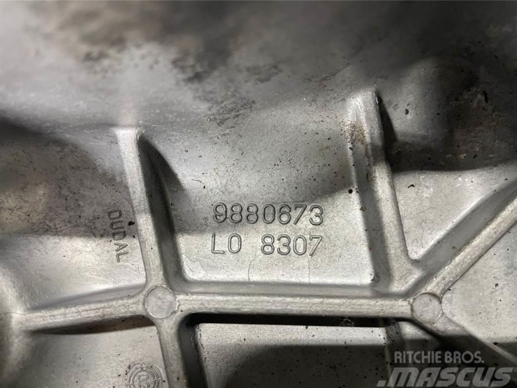 Liebherr L544-9880673-Cilinder head cover Motorji