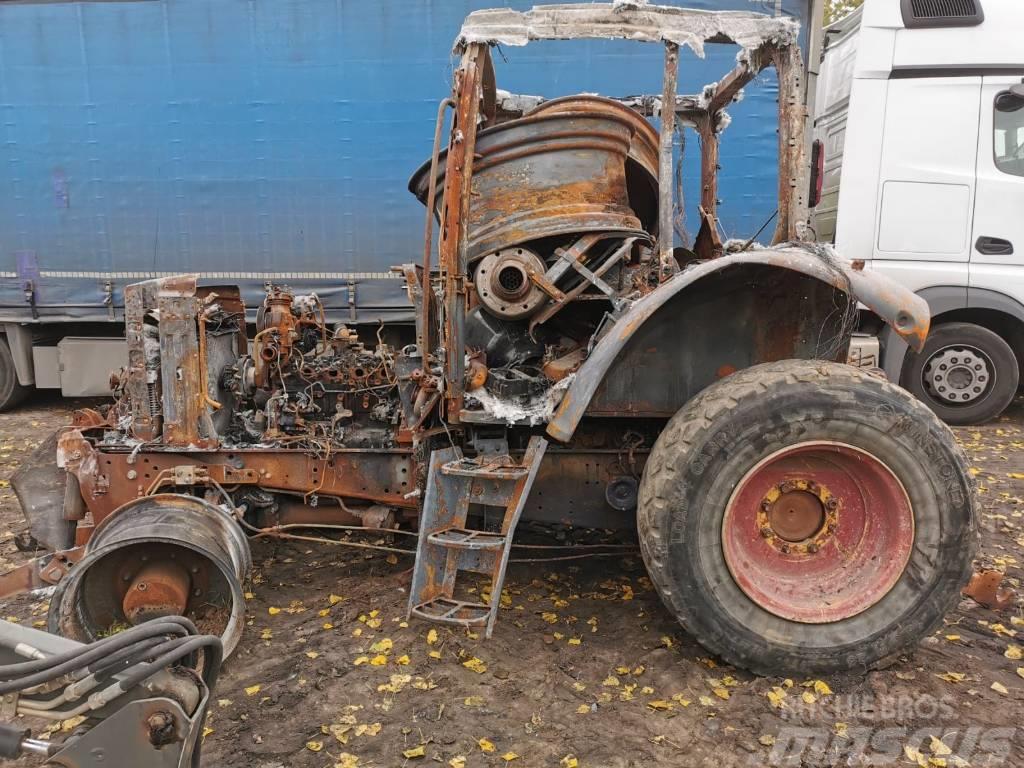 John Deere 6130R 2017r parts Traktorji