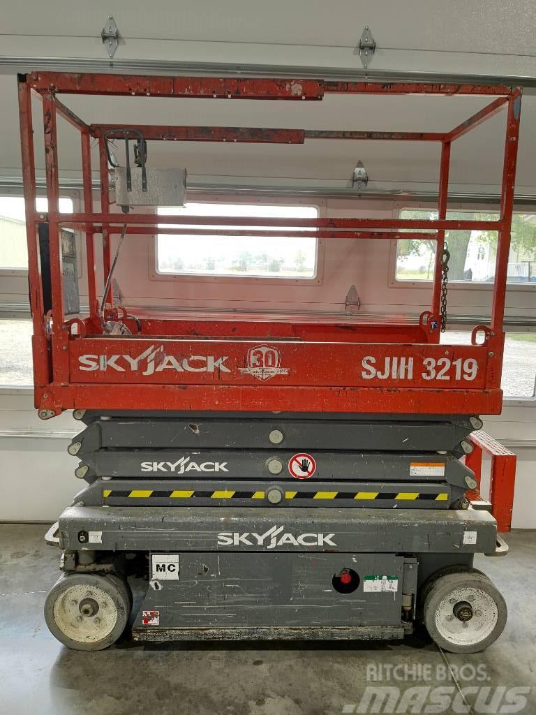 SkyJack SJ III 3219 Škarjaste dvižne ploščadi