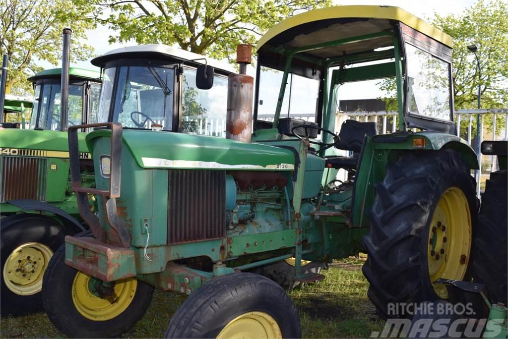John Deere 2130 Traktorji