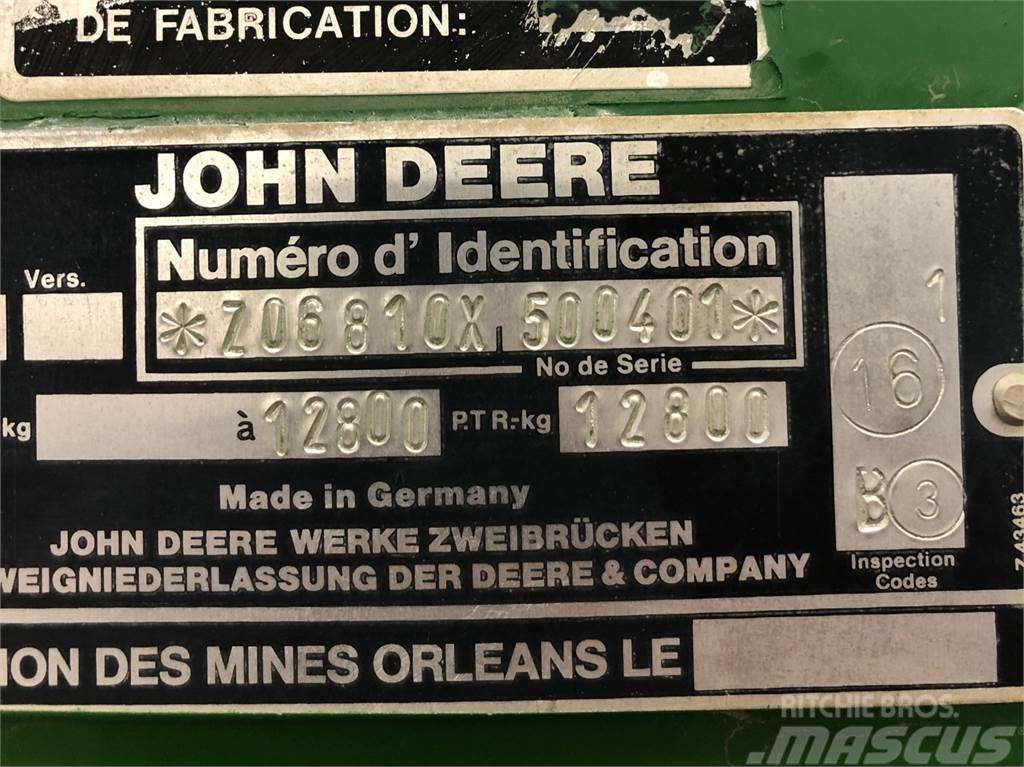 John Deere 6810 Kombajni za krmo