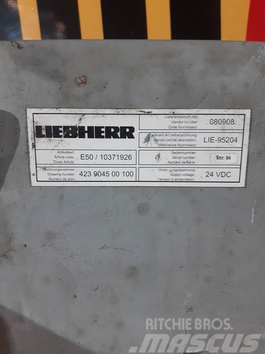 Liebherr R916 Kabine in notranjost
