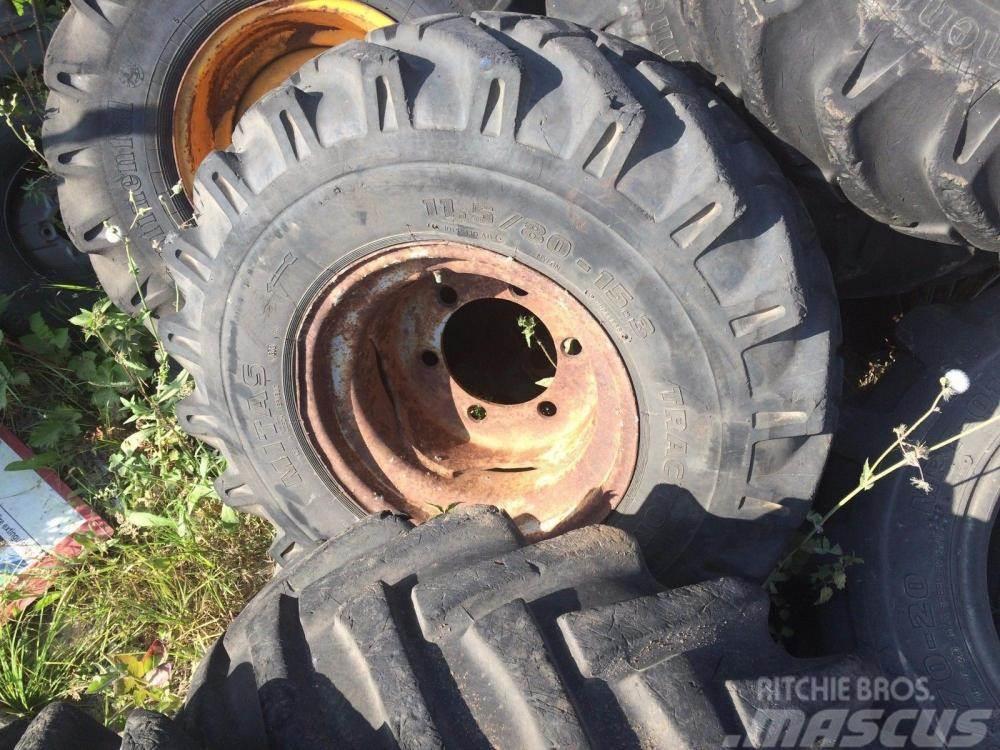  Dumper wheel and tyre 11.5/80 - 15.3 £60 plus vat  Gume, kolesa in platišča