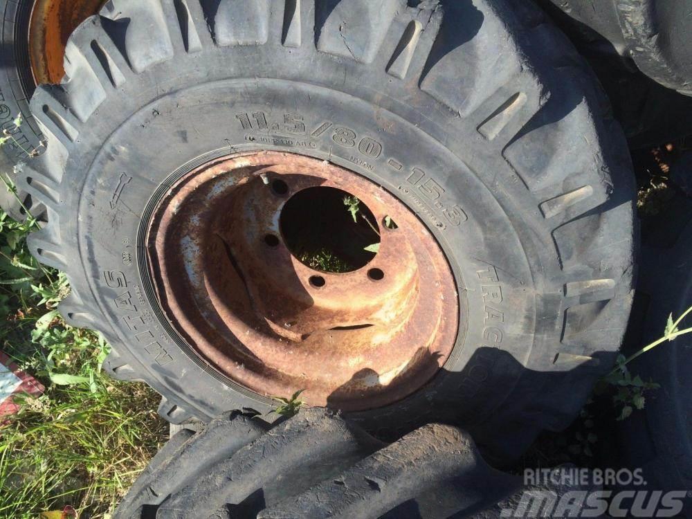  Dumper wheel and tyre 11.5/80 - 15.3 £60 plus vat  Gume, kolesa in platišča
