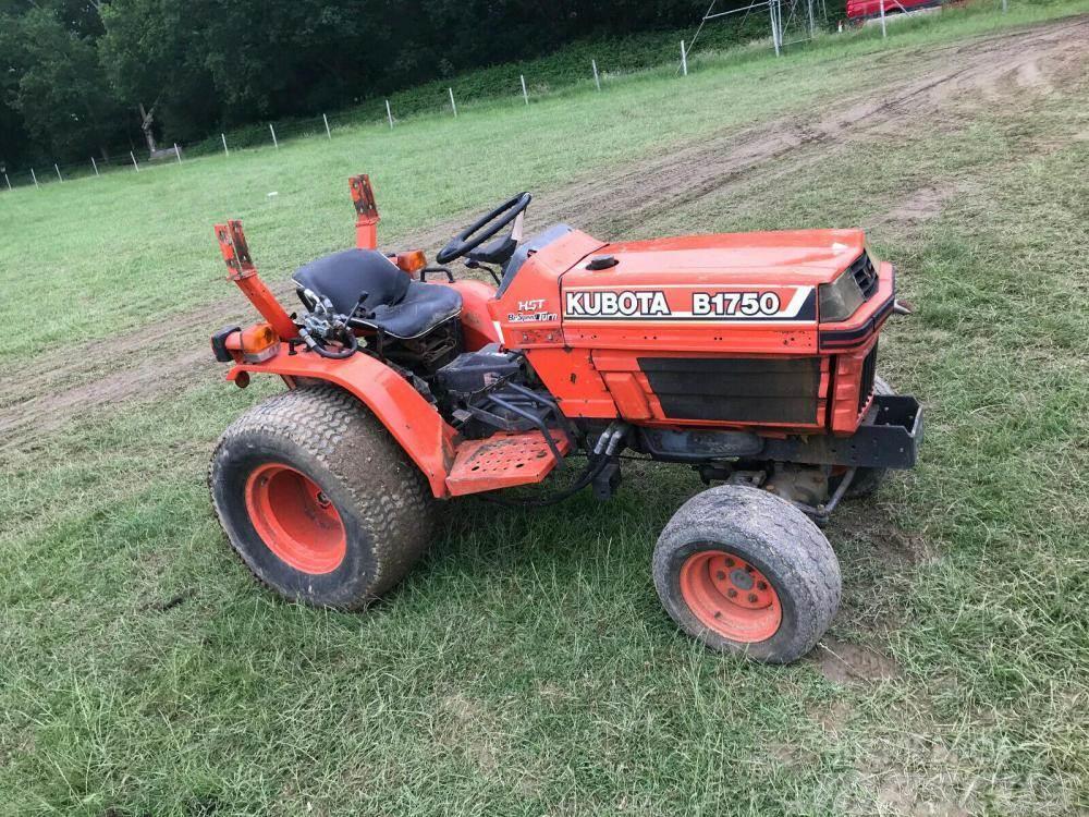 Kubota tractor B1750 rear axle pto assembly £650 Drugo
