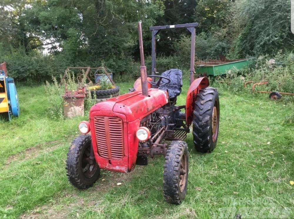 Massey Ferguson 35 tractor £3750 Traktorji