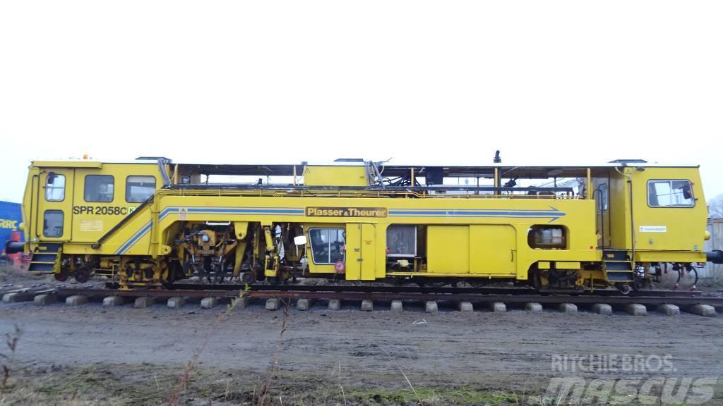 Plasser & Theurer 08-275SP combi Tamping machine Vzdrževanje železnic