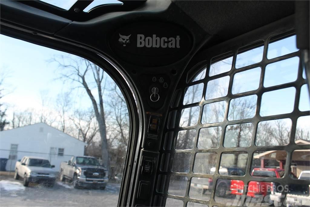 Bobcat S590 Skid steer mini nakladalci