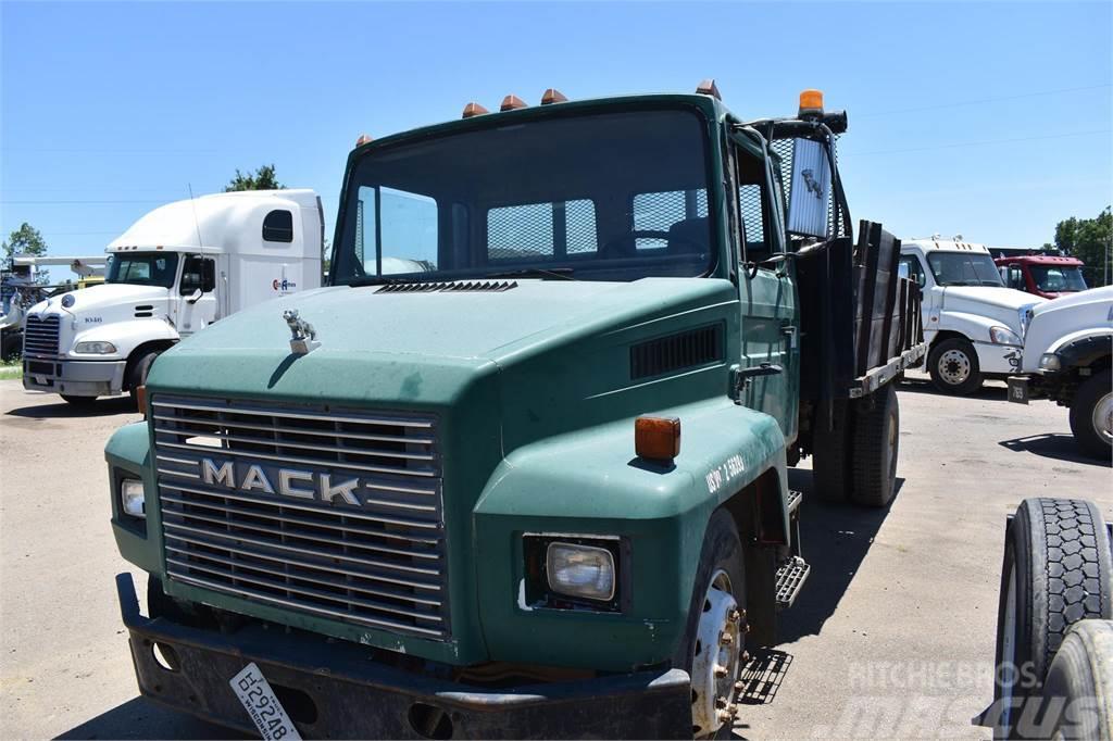 Mack MIDLINER CS200 Kiper tovornjaki