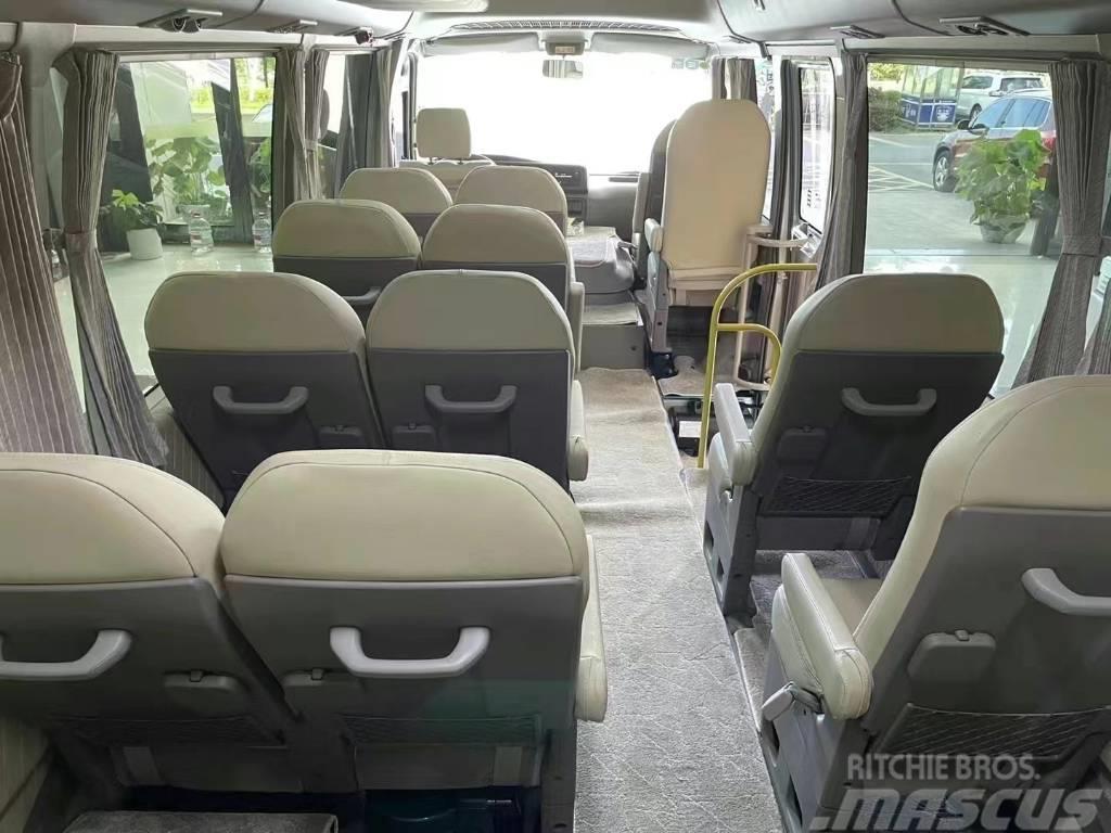 Toyota Coaster Bus Mini avtobusi