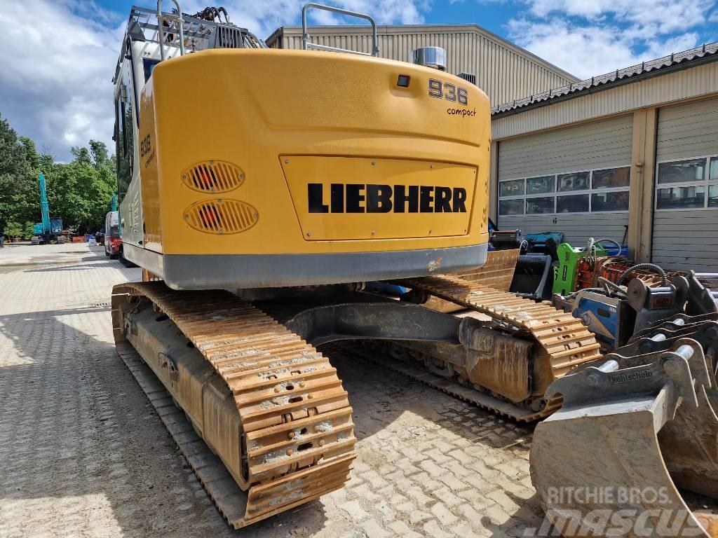 Liebherr R 936 Compact Crawler excavators