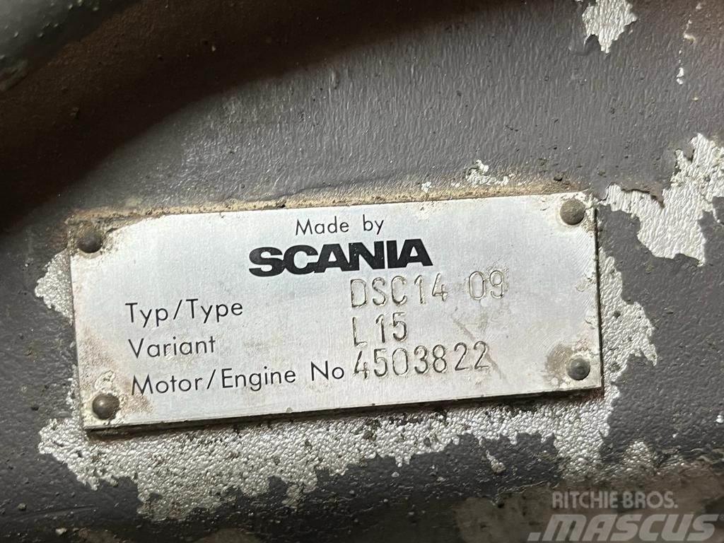 Scania R143E 500 V8 / 10x4 / WSK - 250.000 KG / MANUAL Vlačilci