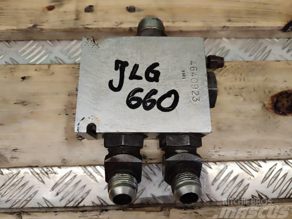 JLG Flow divider valve 4640923 JLG 660 Hidravlika