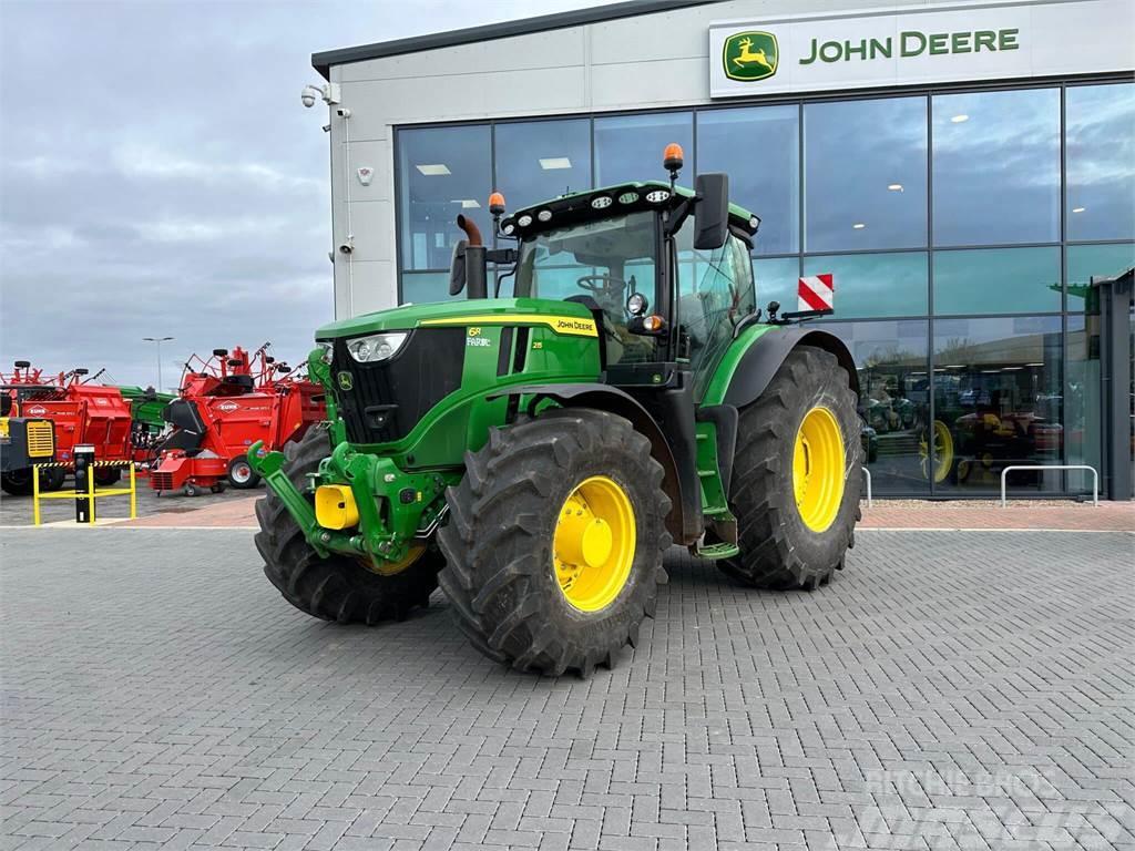 John Deere 6R215 Traktorji