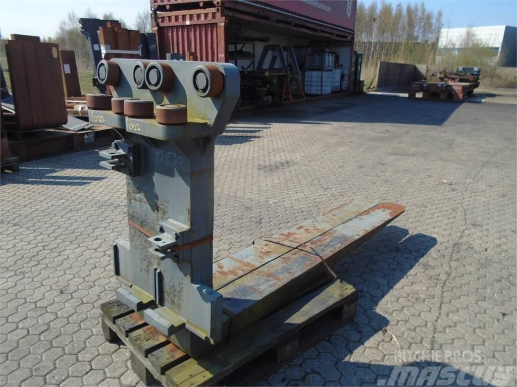  FORK Fitted with Rolls, Kissing 28.000kg@1200mm // Vilice