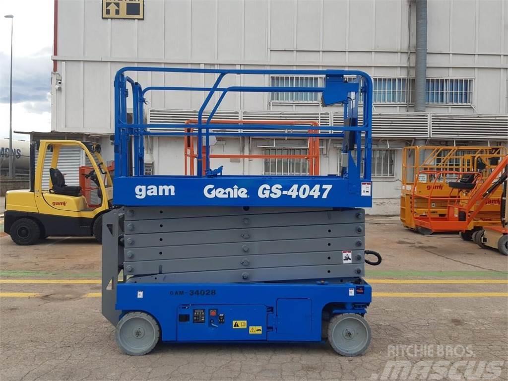 Genie GS-4047 Škarjaste dvižne ploščadi