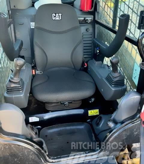 CAT 299D3-XE Skid steer mini nakladalci
