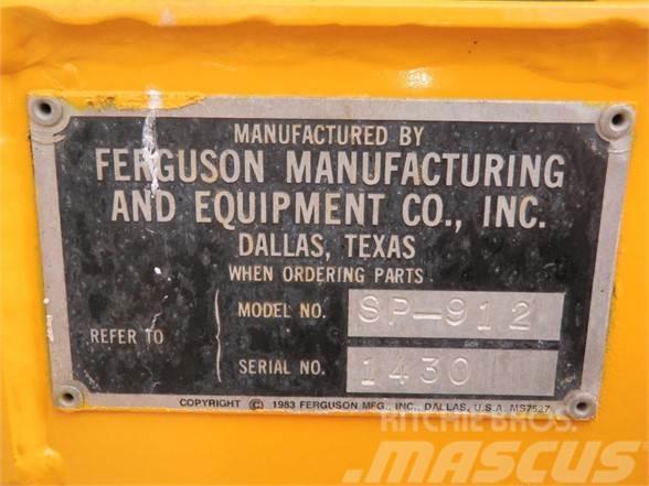 Ferguson SP912 Kolesni valjarji s pnevmatikami