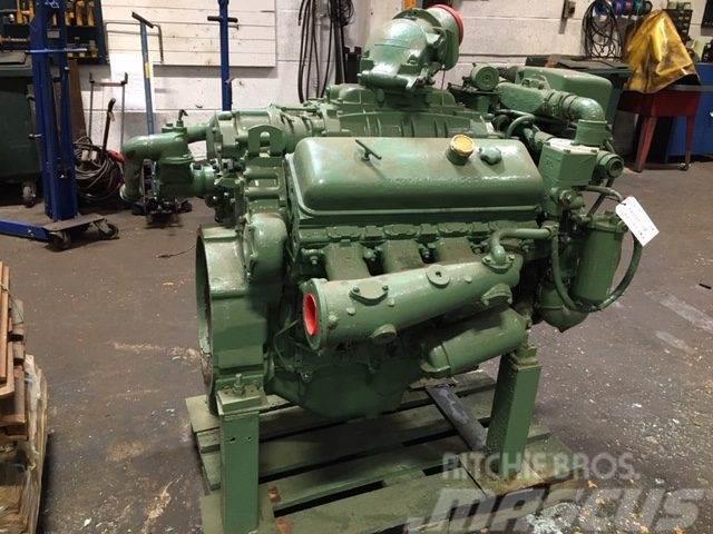 Detroit V8-71 marine motor Motorji