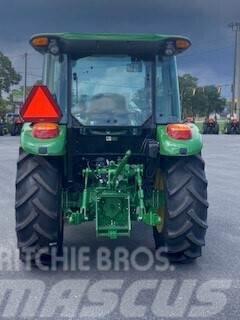 John Deere 5060E Traktorji