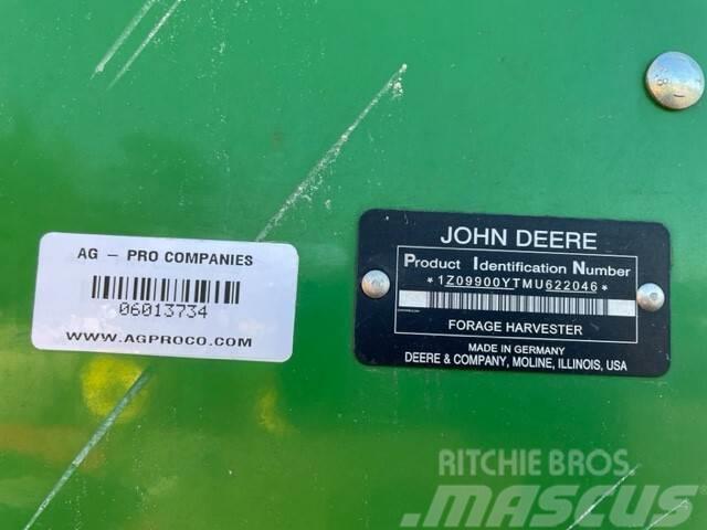 John Deere 9900 Kombajni za krmo