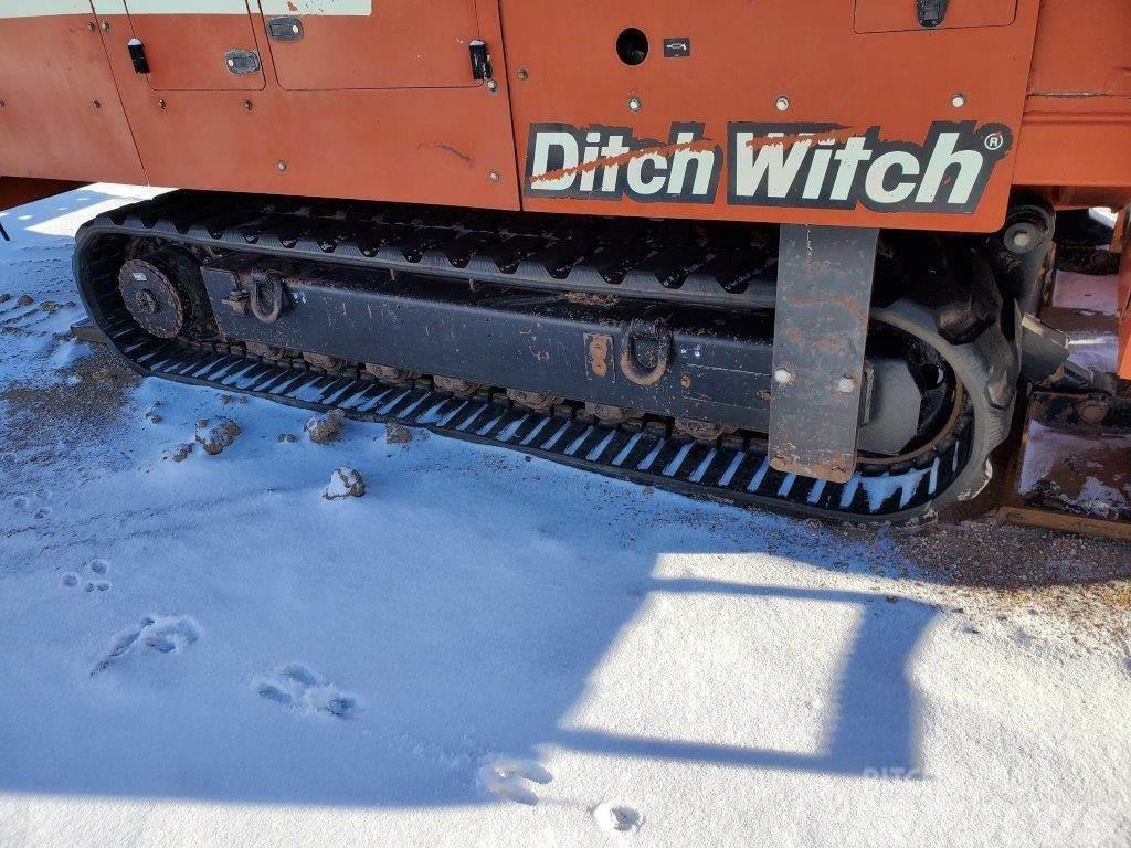 Ditch Witch JT8020 MACH 1 Oprema za vodoravno smerno vrtanje