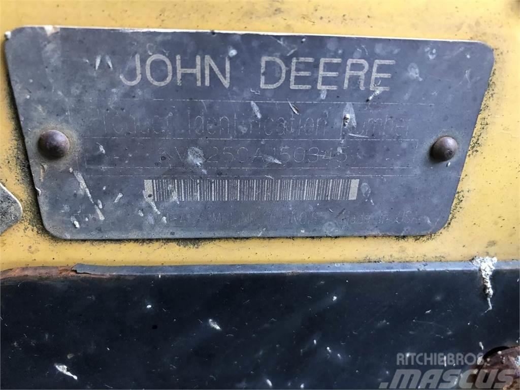 John Deere 250 Skid steer mini nakladalci