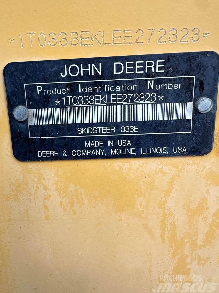 John Deere 333E Skid steer mini nakladalci