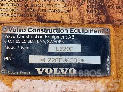 Volvo L220F Kolesni nakladalci
