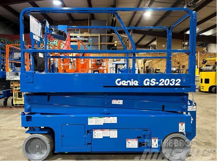 Genie GS2032 Škarjaste dvižne ploščadi