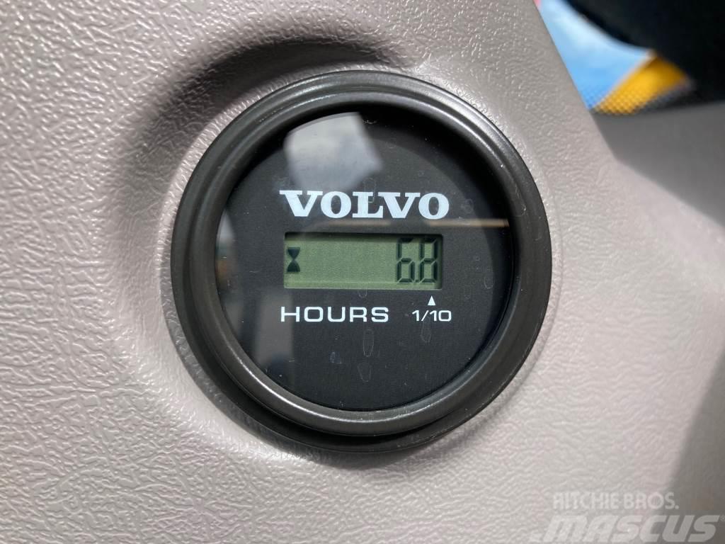 Volvo EC300EL + 700MM TELAT + RASVARI + PROBO-OHJATTU LU Bagri goseničarji