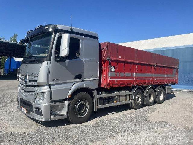Mercedes-Benz Actros 3563 8x4/4 Chassis Cab trucks
