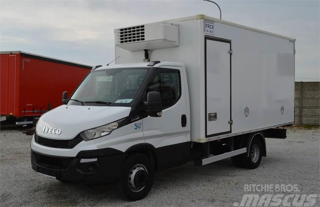 Iveco DAILY 60C17 REFRIGERATOR + SIDE AND REAR DOORS. IS Tovornjaki hladilniki