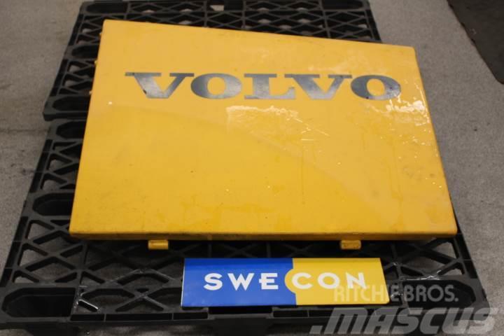 Volvo L180E Sidoluckor Podvozje in vzmetenje