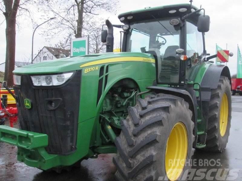 John Deere 8370 R Traktorji