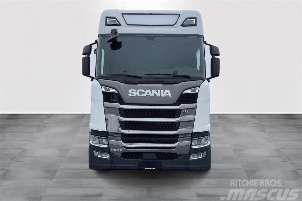 Scania R540 6x2 hydrauliikka Vlačilci