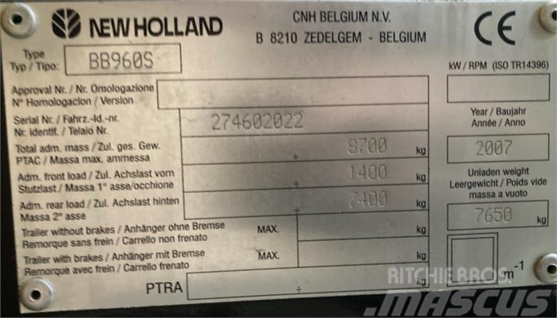 New Holland BB 960A M. Parkland ballevogn Balirke (kvadratne bale)
