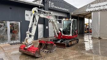 Takeuchi TB370 - POWERTILT - 3X BUCKETS - 2021 YEAR