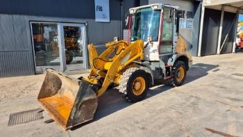 Liebherr L 507- 2011 YEAR - 4500 HOURS - FORKS - BUCKET