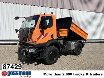 Unimog U 20 U405/70 4x4, Kipper, Winterdienstplatte