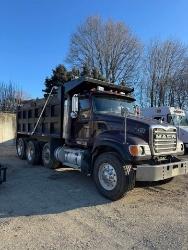 Mack CV713 Granite