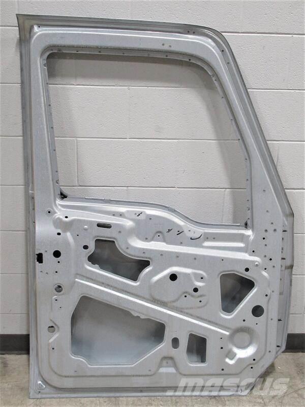 International LT Transport - drugo